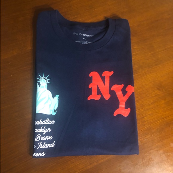 Fashion nova New York Icon Short Sleeve Tee - Size XL - Picture 3 of 5
